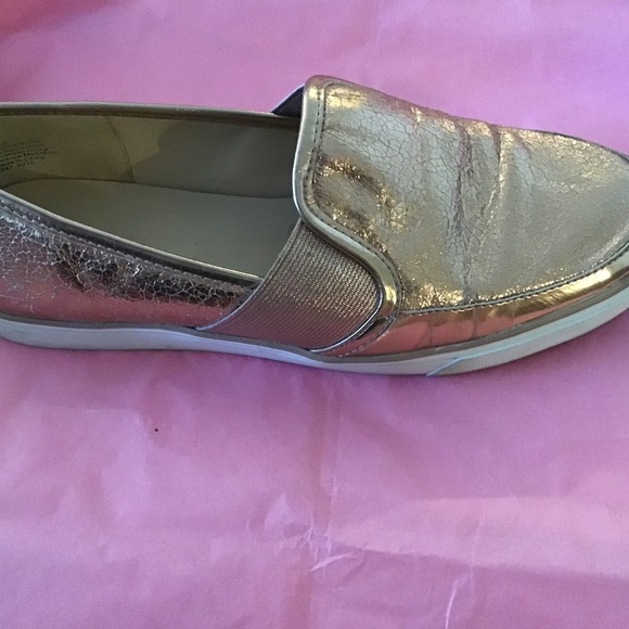 Nine West Slip On Bronze Shoes - Picture 5 of 5